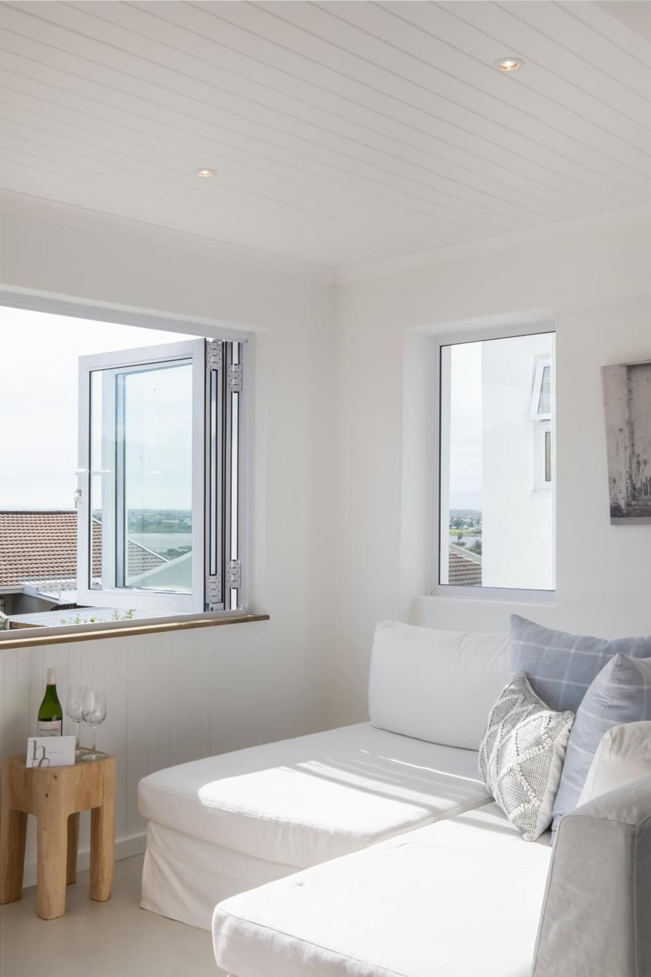 Lakeside Ocean Breeze Vakantiehuis *