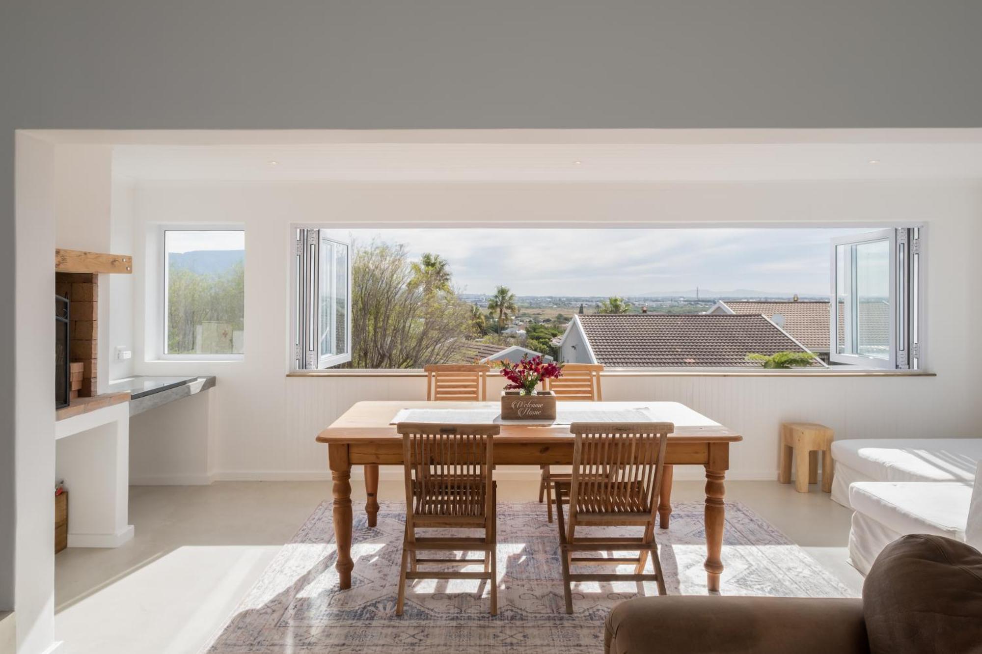 Lakeside Ocean Breeze Vakantiehuis *